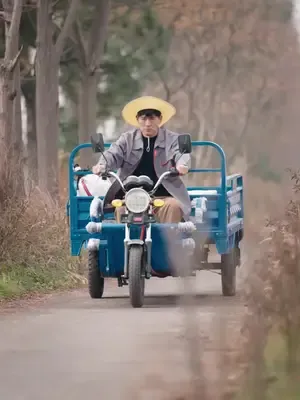 ซีรีส์แนวตั้ง ท่านประธานปลอมเป็นสามี ซับไทย ครบทุกตอน คมชัด HD